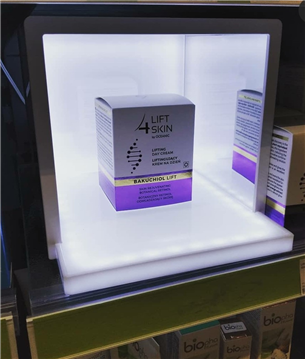 Shelf Glorifier