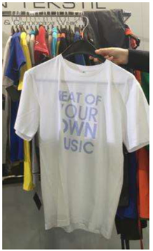 T-shirt with Colour Changing Print